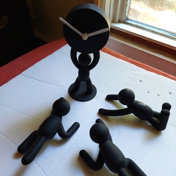 Umbra Buddy Desk Clock - Picture 4 of 4